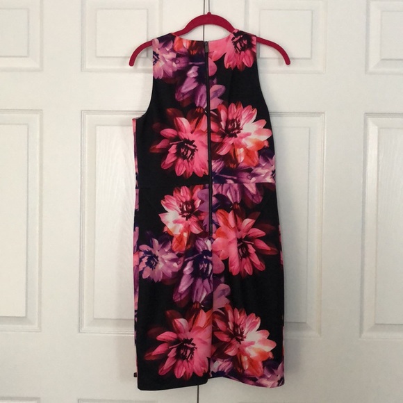 Vince Camuto Floral Dress - Picture 3 of 3